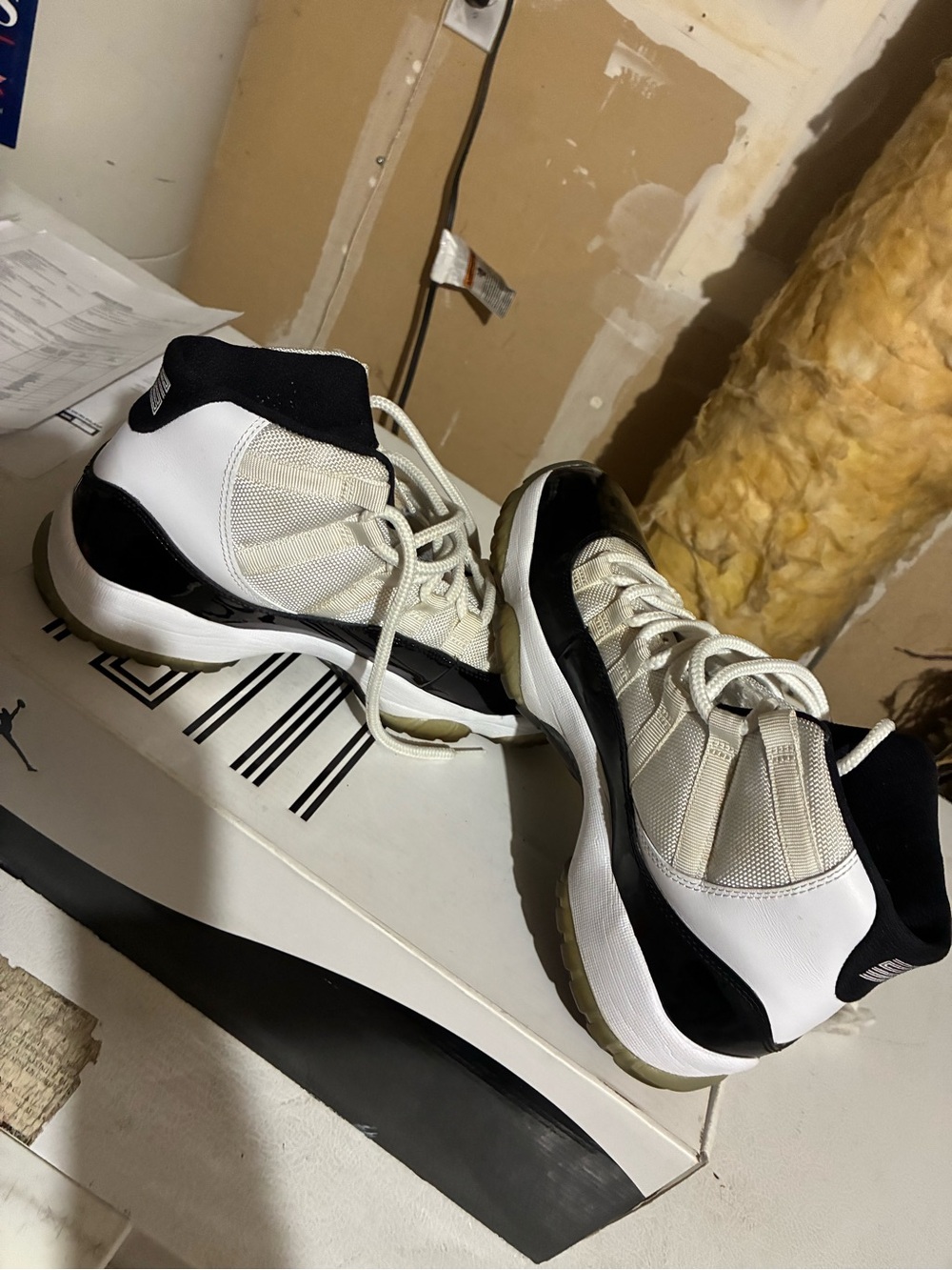 Nike Air Jordan 11 Retro Concord (2011) Size 8.5